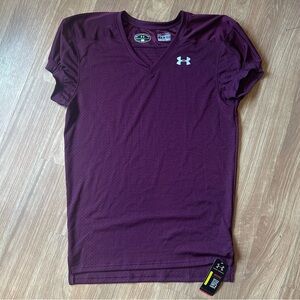 NWT Maroon XL Under Armour Heatgear Loose Fit Mesh Practice Football Jersey